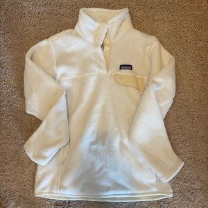 White Fluffy Patagonia Fleece Pull Over